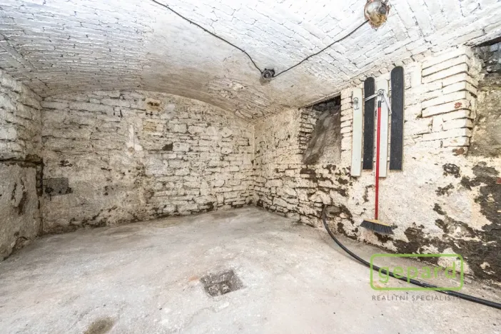 Prodej komerční nemovitosti, Středokluky, Lidická, 569 m2