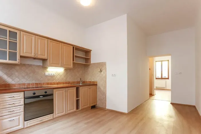 Pronájem bytu 2+kk, České Budějovice, Otakarova, 38 m2