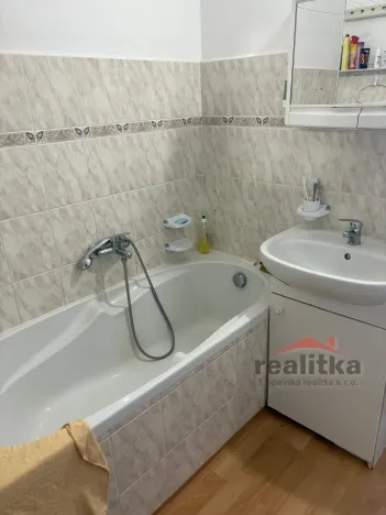 Prodej bytu 2+1, Opava - Kateřinky, Edvarda Beneše, 51 m2