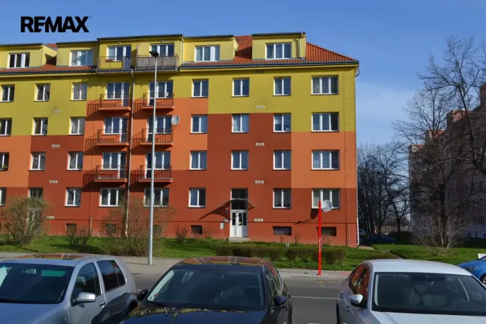 Pronájem bytu 2+kk, Praha - Záběhlice, Jabloňová, 49 m2