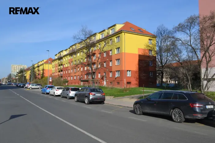Pronájem bytu 2+kk, Praha - Záběhlice, Jabloňová, 49 m2