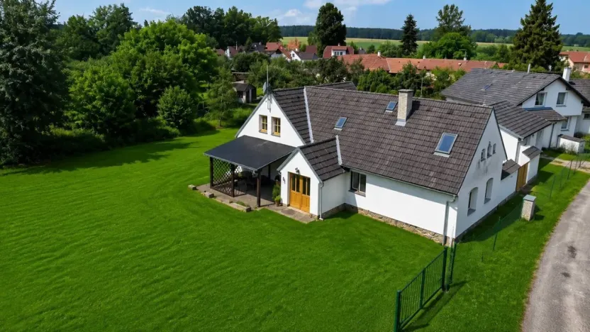 Prodej rodinného domu, Mladošovice - Lhota, 140 m2