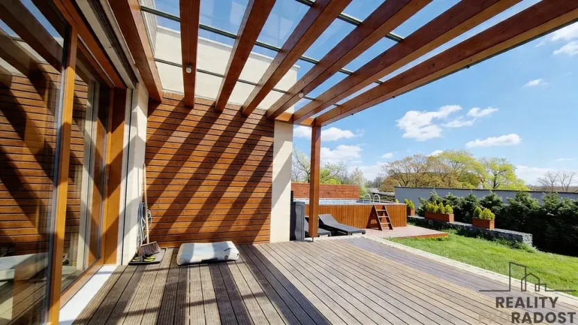 Prodej rodinného domu, Jesenice, Hlavní, 125 m2