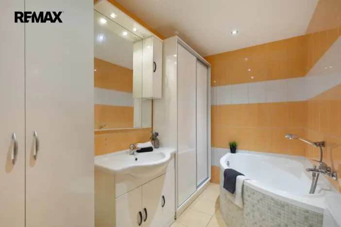 Pronájem bytu 1+1, Meziboří, Dělnická, 60 m2