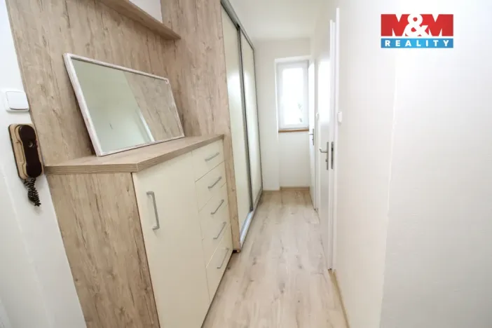 Prodej bytu 2+1, Benešov, Ladova, 54 m2