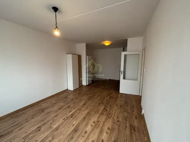 Pronájem bytu 2+kk, Strašice, 50 m2