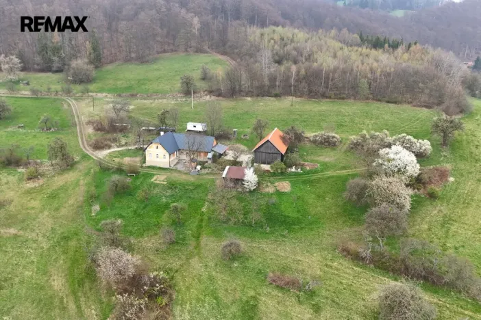 Prodej chalupy, Vsetín, 164 m2