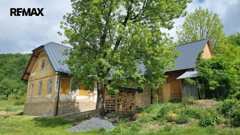 Prodej pozemku pro bydlení, Vsetín, 285345 m2