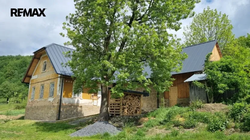 Prodej pozemku pro bydlení, Vsetín, 285345 m2