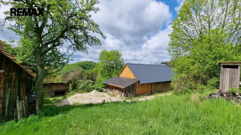 Prodej pozemku pro bydlení, Vsetín, 285345 m2