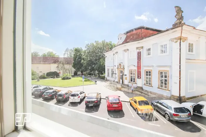 Pronájem bytu 4+1, Teplice, U zámku, 104 m2