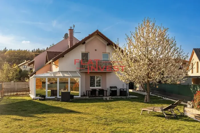 Prodej rodinného domu, Řitka, Oblouková, 243 m2