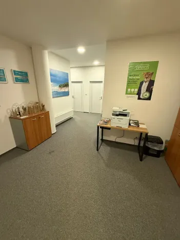 Pronájem kanceláře, Praha - Vysočany, Sokolovská, 135 m2