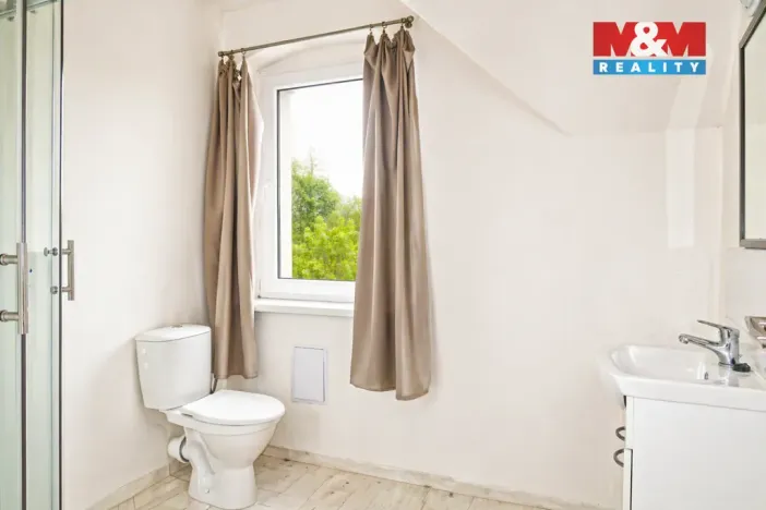 Pronájem bytu 2+kk, Karlovy Vary, Plzeňská, 40 m2