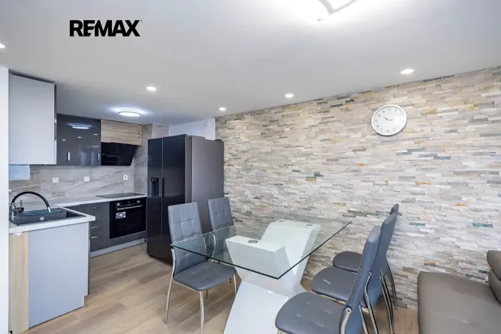 Pronájem bytu 4+kk, Praha - Modřany, Plovdivská, 82 m2