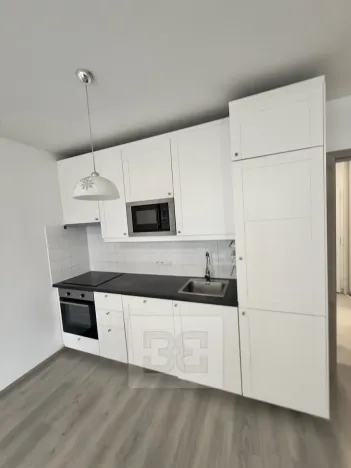 Pronájem bytu 1+kk, Praha - Stodůlky, Toufarova, 33 m2