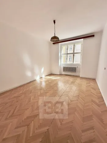 Pronájem bytu 3+1, Praha - Holešovice, U smaltovny, 104 m2