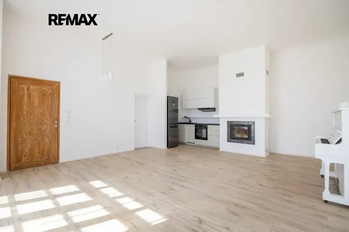 Prodej rodinného domu, Vráž, Nad Loděnicí, 219 m2