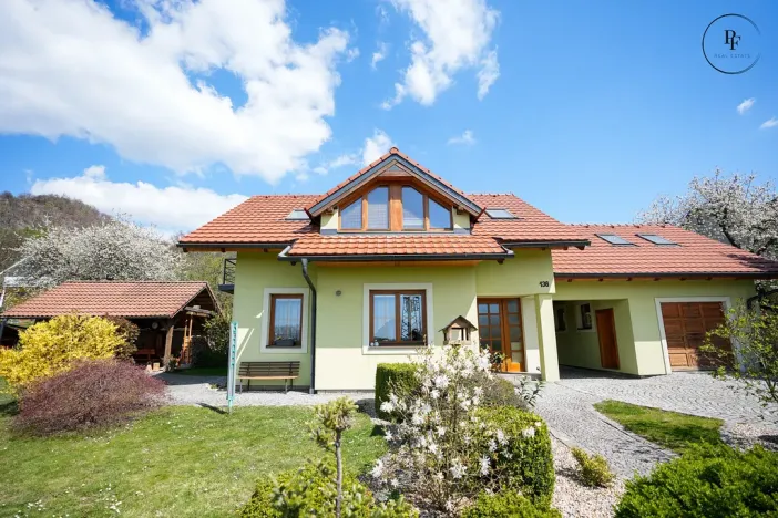 Prodej rodinného domu, Bezděz, 134 m2