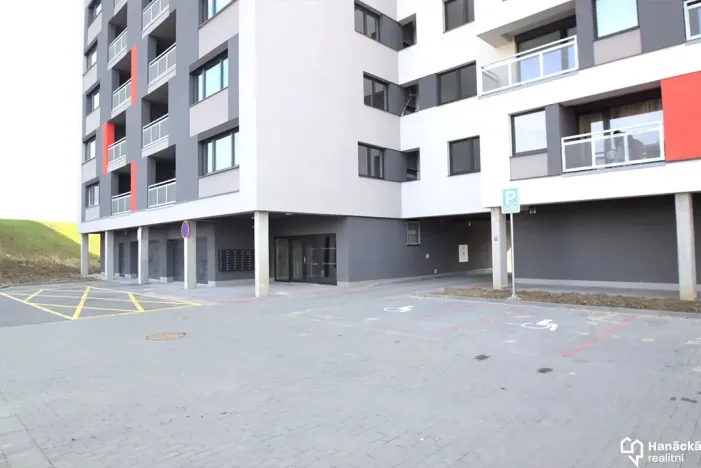 Pronájem bytu 2+kk, Olomouc, gen. Píky, 47 m2