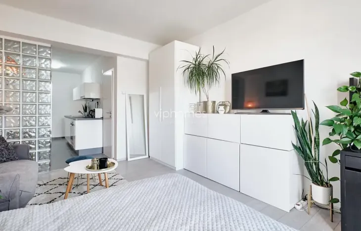 Pronájem bytu 1+kk, Praha - Střešovice, Za Hládkovem, 34 m2