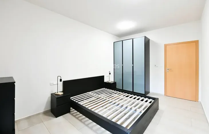 Pronájem bytu 1+kk, Praha - Bubeneč, Mlýnská, 47 m2