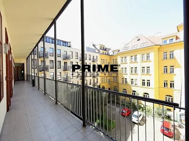 Pronájem bytu 5+1, Praha - Smíchov, Štefánikova, 168 m2