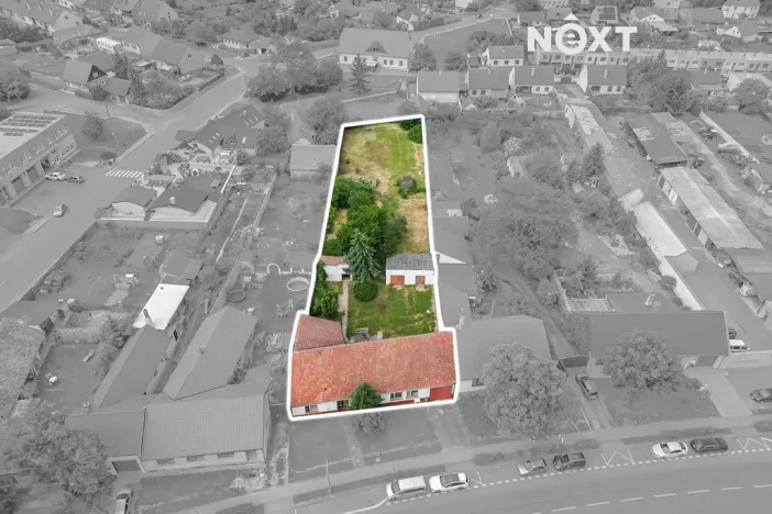 Prodej pozemku pro bydlení, Drnholec, nám. Svobody, 2111 m2