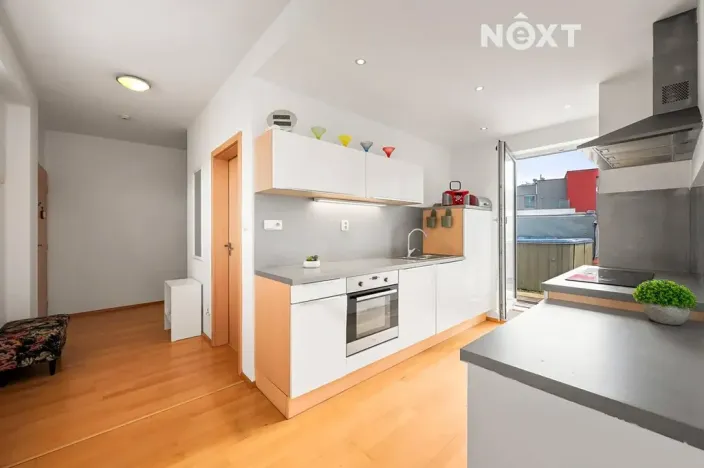 Pronájem bytu 3+kk, Brno, Sochorova, 87 m2