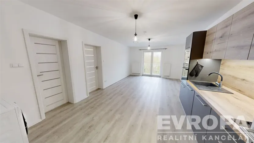 Pronájem bytu 2+kk, Žirovnice, Havlíčkovo náměstí, 52 m2