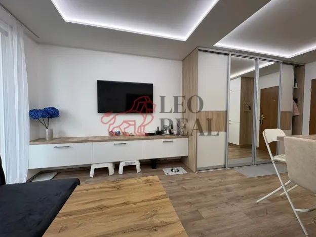 Pronájem bytu 2+kk, Praha - Krč, Štúrova, 37 m2