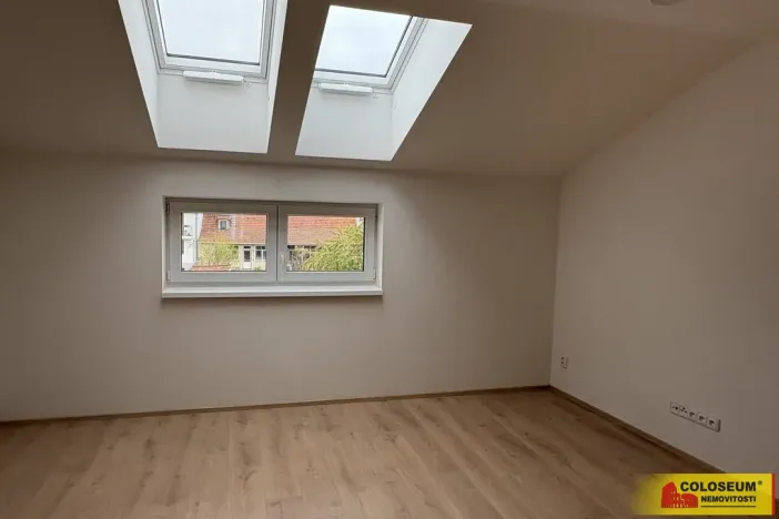 Pronájem bytu 2+kk, Újezd u Brna, 49 m2