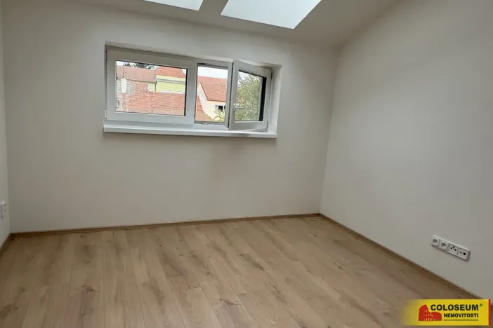 Pronájem bytu 2+kk, Újezd u Brna, 49 m2