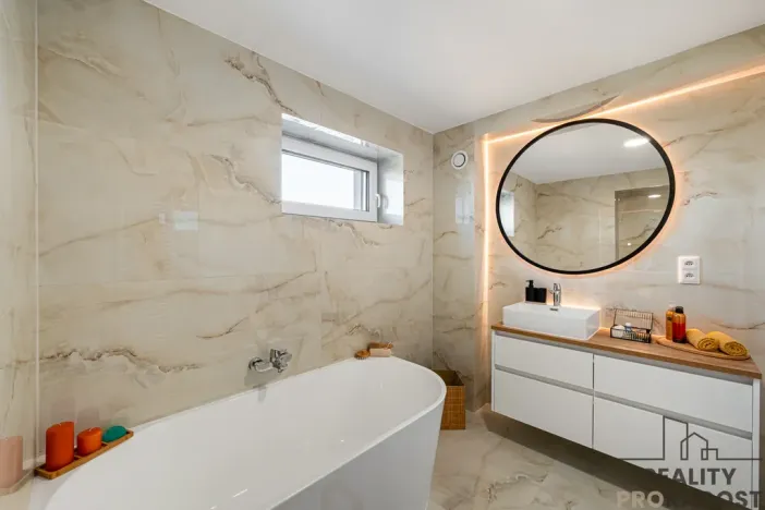 Prodej vily, Říčany - Radošovice, 229 m2