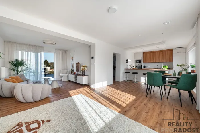 Prodej vily, Říčany, Pod Vojenským velitelstvím, 229 m2