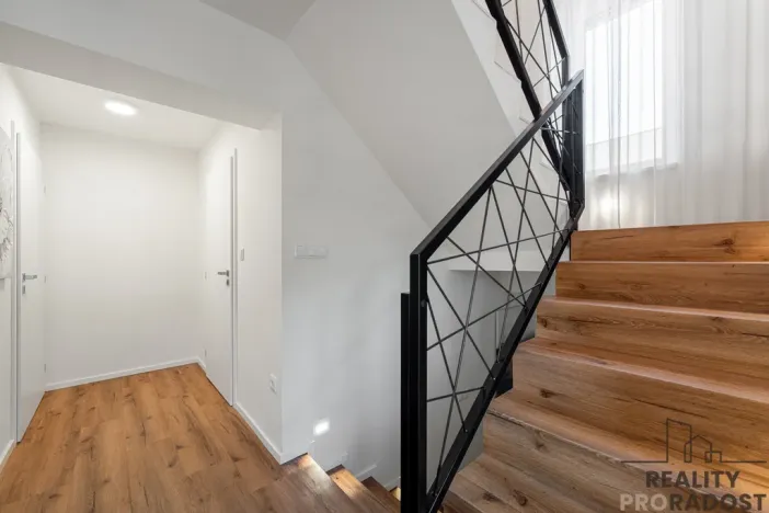 Prodej vily, Říčany, Pod Vojenským velitelstvím, 229 m2
