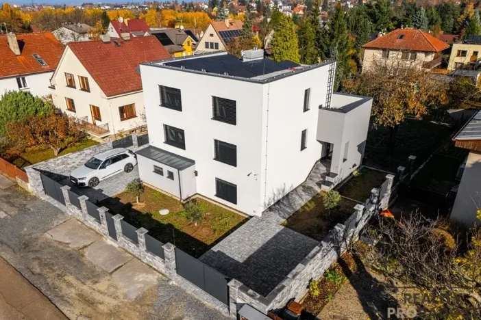 Prodej vily, Říčany, Pod Vojenským velitelstvím, 229 m2