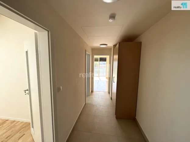 Pronájem bytu 2+kk, Dobřichovice, Pražská, 54 m2