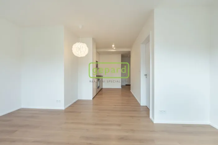 Pronájem bytu 2+kk, Praha, Pakoměřická, 46 m2