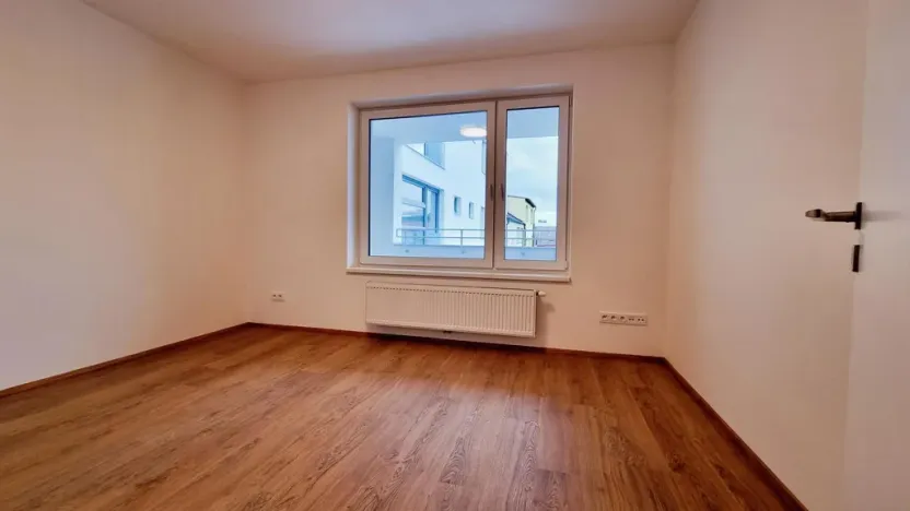 Pronájem bytu 2+kk, Pardubice - Zelené Předměstí, Smilova, 60 m2