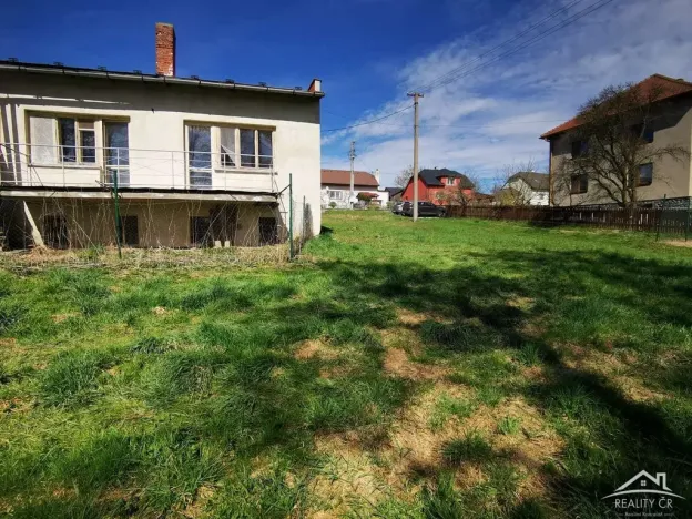 Prodej rodinného domu, Rozsochy, 371 m2