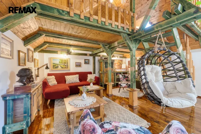 Prodej rodinného domu, Všechlapy, 200 m2