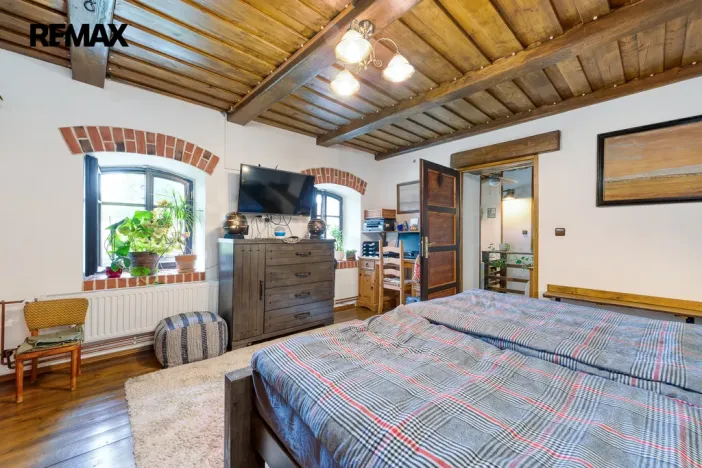 Prodej rodinného domu, Všechlapy, 200 m2