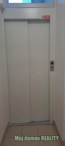 Pronájem bytu 2+1, Praha - Nové Město, Na hrádku, 60 m2