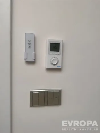 Pronájem bytu 2+kk, Praha - Vinohrady, U Zvonařky, 44 m2