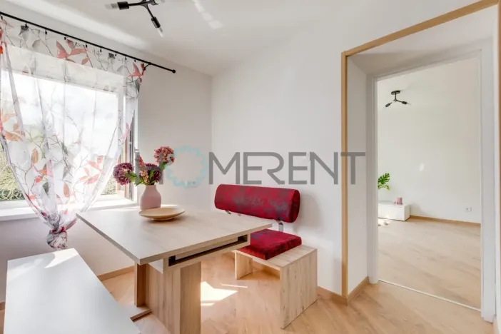 Pronájem bytu 1+1, Praha - Malešice, Bakalářská, 38 m2