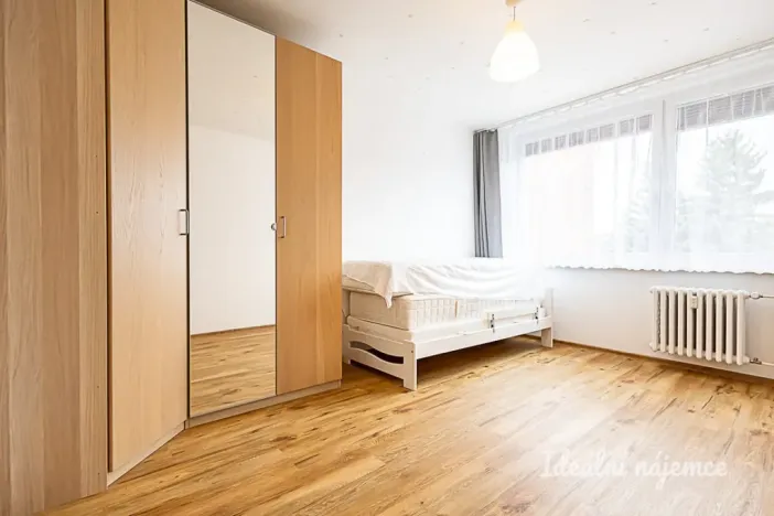 Pronájem bytu 3+kk, Praha, Ostravská, 73 m2