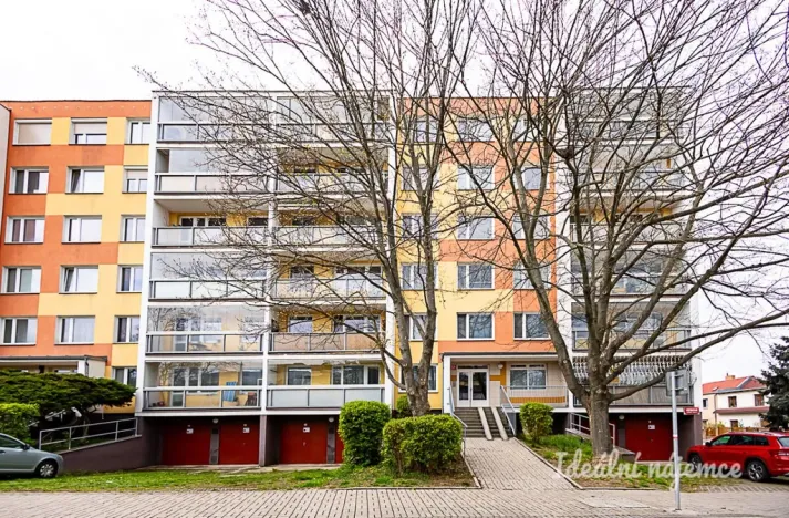 Pronájem bytu 3+kk, Praha, Ostravská, 73 m2