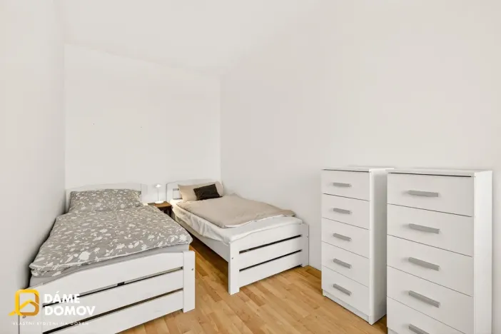 Prodej bytu 2+1, Zlín, Okružní, 45 m2