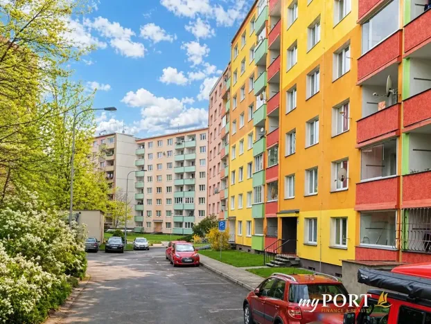 Pronájem bytu 3+1, Karlovy Vary, Severní, 84 m2
